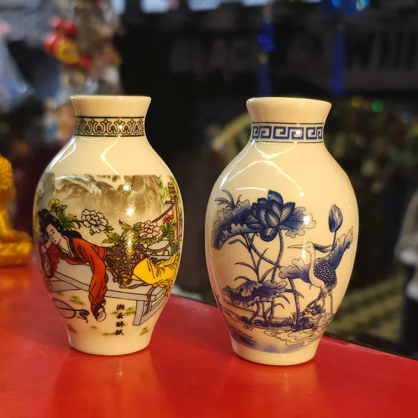 Fridge Magnet Souvenir 3D Ceramic Vase Refrigerator Stickers (Pack of 2) thumbnail 1